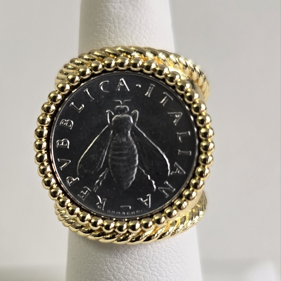 14K Gold Plated Sterling Silver 925 Italian Coin Ring – Vintage Bee Design - Picture 1 of 10